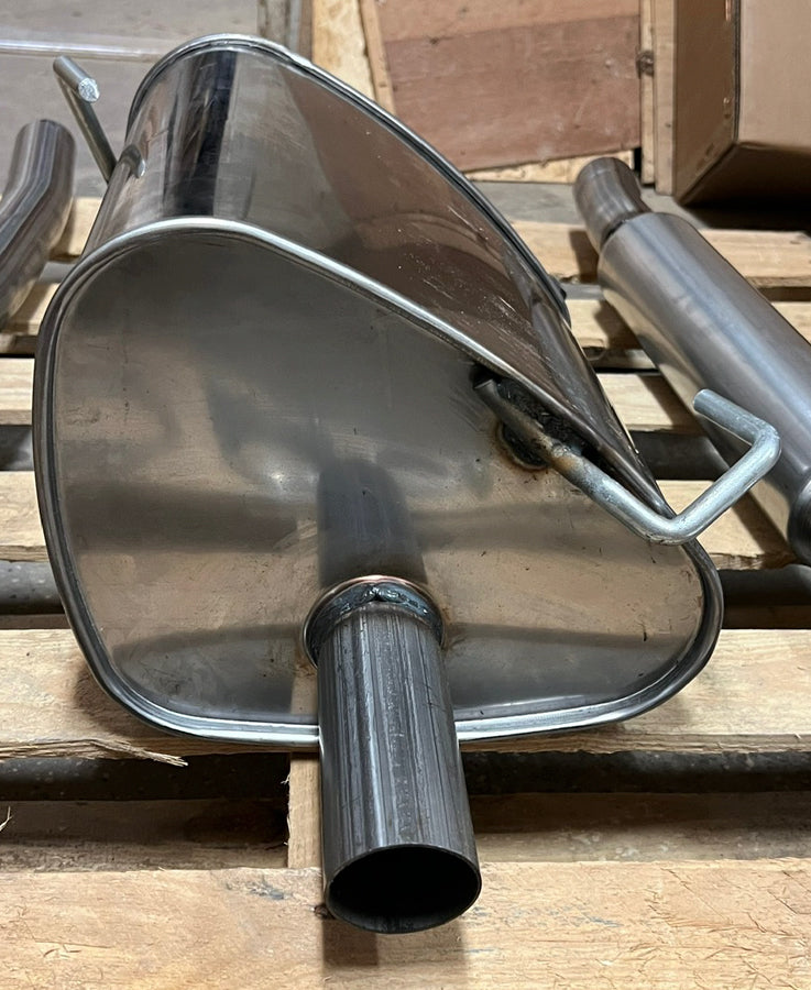 Stainless Steel Exhaust Muffler Resonator Pipe for Subaru Legacy 2010-2018 2.5L